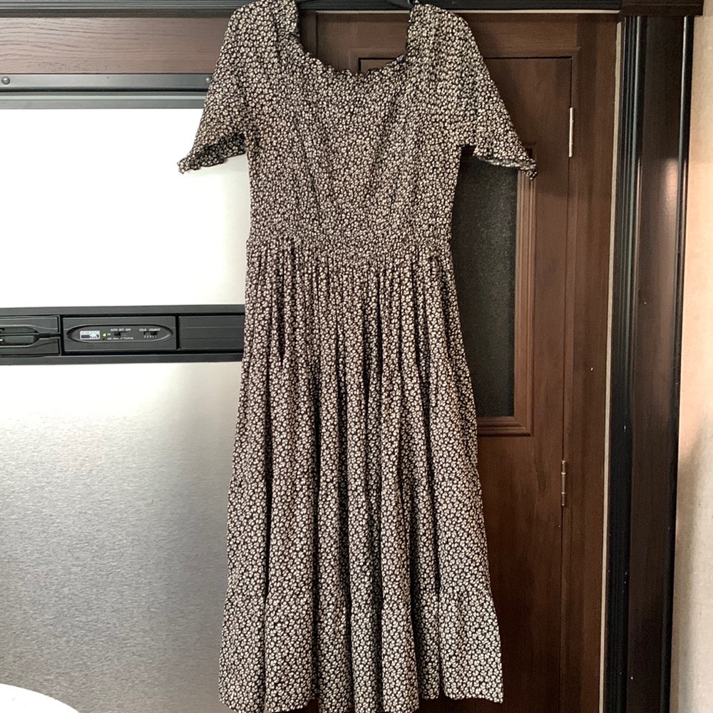 Orange Creek Smocked Tiered Black Floral Dress Woman’s Large